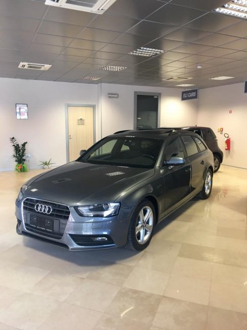 AUDI A4 2.0 - Clicca l'immagine per chiudere